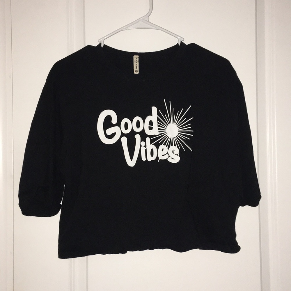 LF Good Vibes Cropped Tee